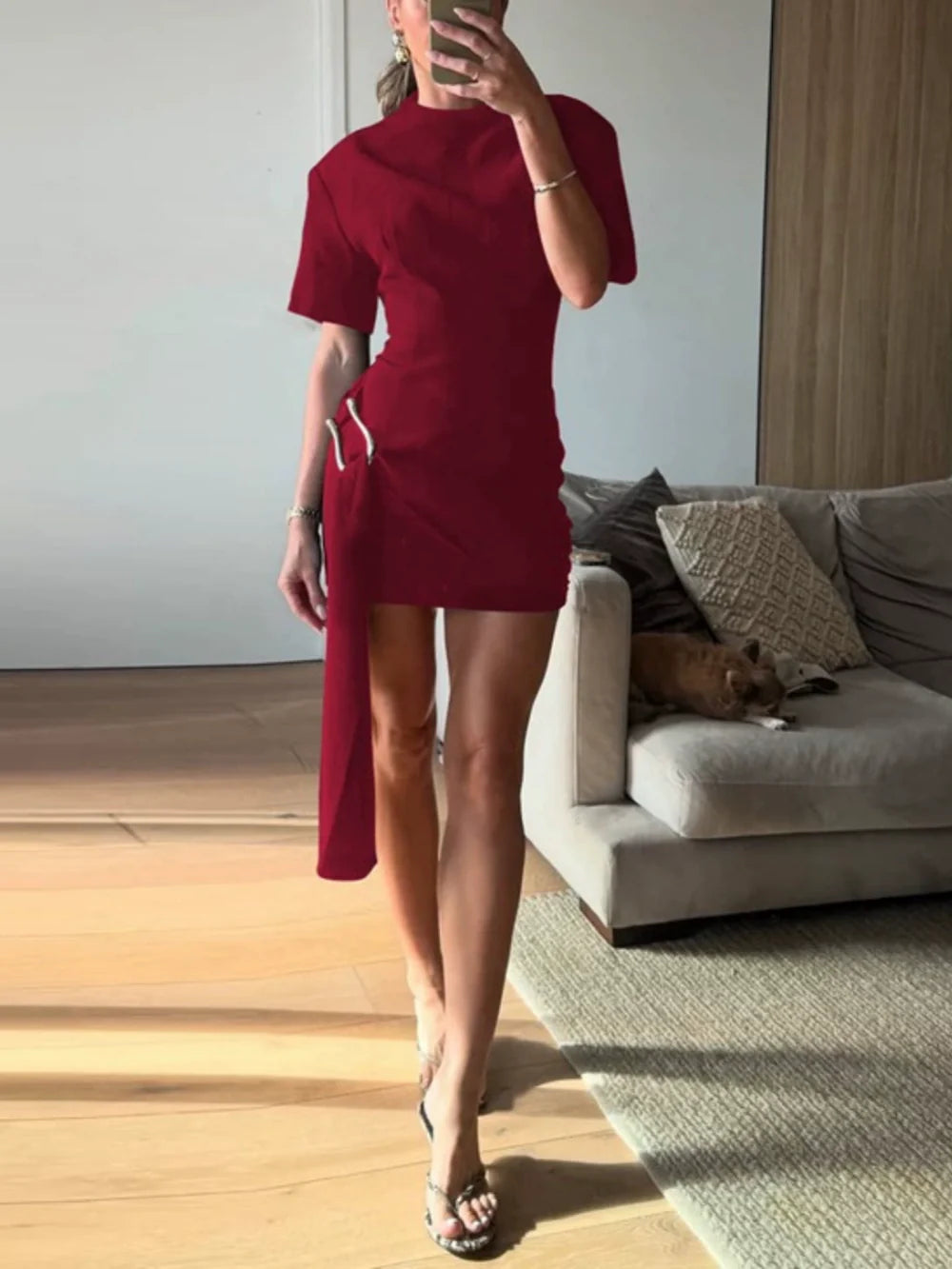 Mini-robe drapée à ceinture en matcha