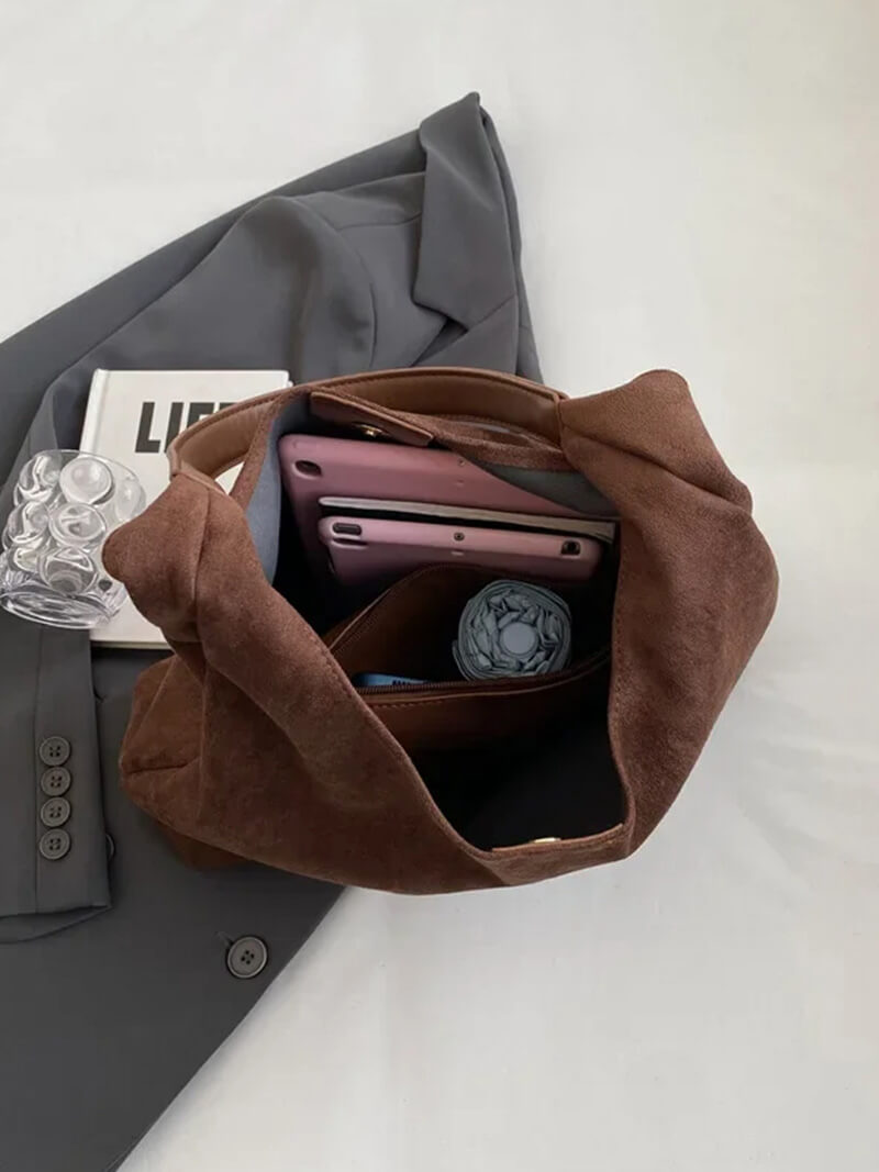 Sac bandoulière en suède pour femme – grand sac hobo doux pour un usage quotidien